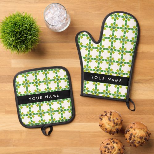 Leaf Pattern Green Leaves Your Name Oven Mitt  Pot Holder Set