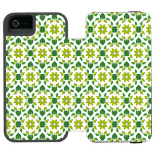Leaf Pattern, Pattern Of Leaves, Green Leaves iPhone SE/5/5s Wallet Case