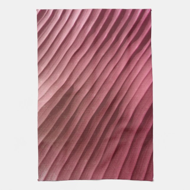 Leaf Red Diagonal Towel (Vertical)