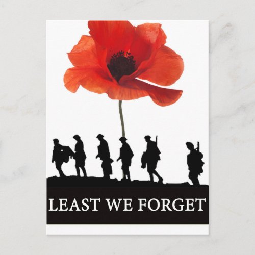 LEAST WE FORGET SOLDIERS MARCHING POSTCARD