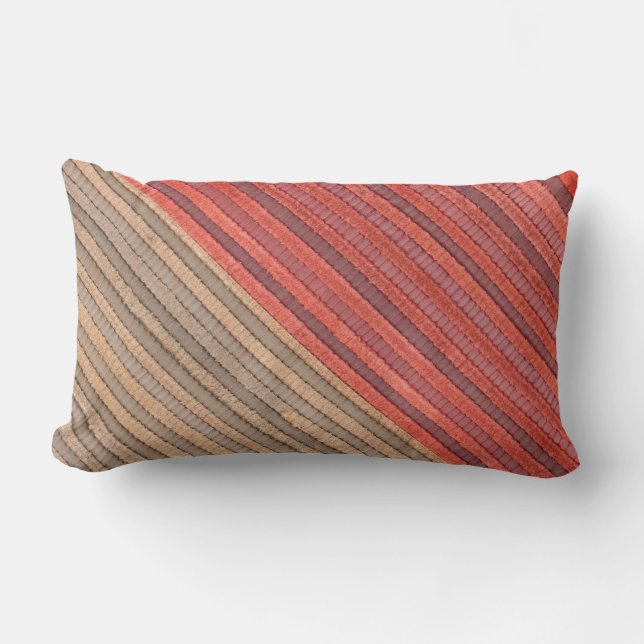 Leather-look texture lumbar pillow (Front)