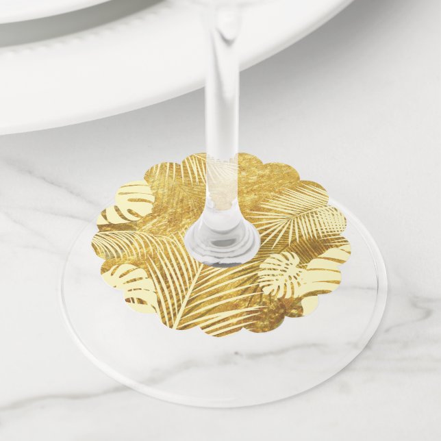 Leaves 8 wine glass tag (Close Up)