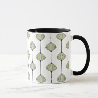 Leaves pattern mug