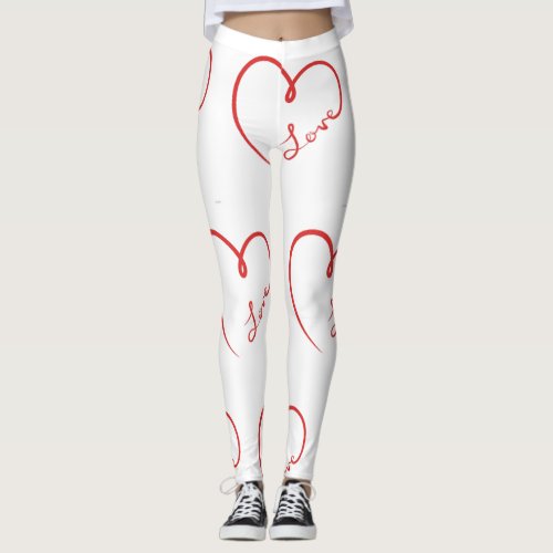 LEGGINGS FILLED WITH PRETTY HEARTS