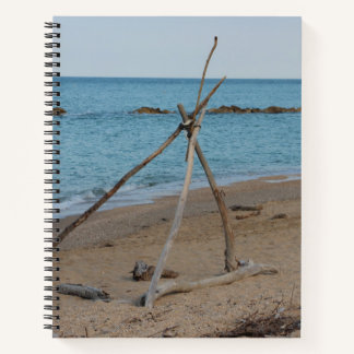 Legni sulla spiaggia e mare azzurro - Pakifoto Notebook