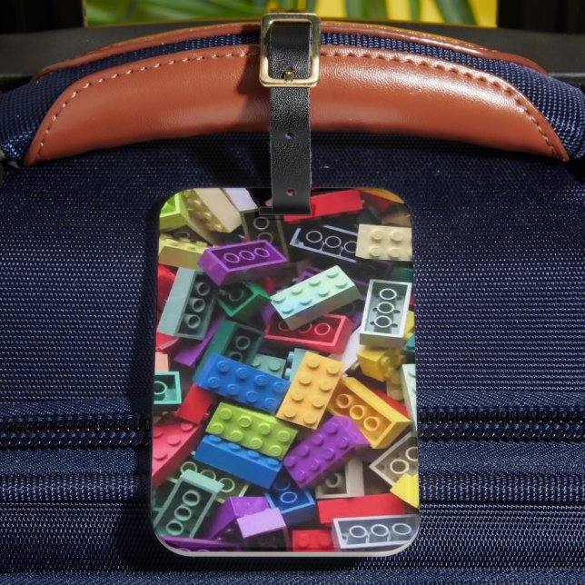 lego luggage tag (Front Insitu 2)