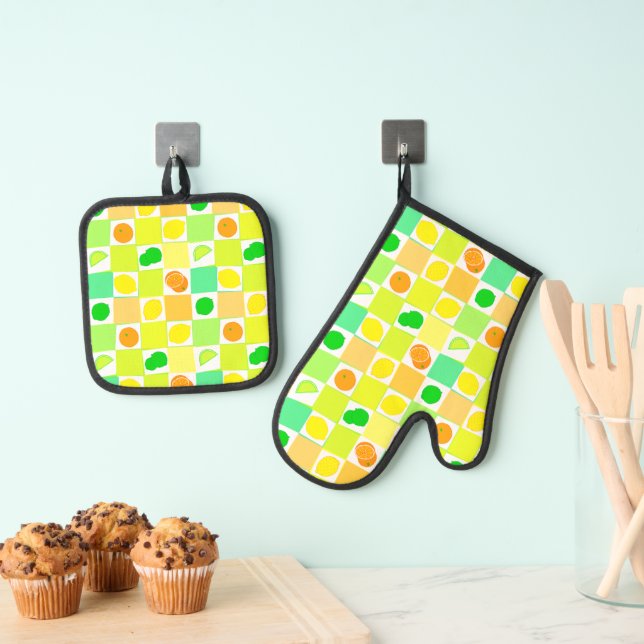 Lemon, Lime and Oranges Citrus Retro Fruit Slices Oven Mitt & Pot Holder Set (Insitu(Hanging))