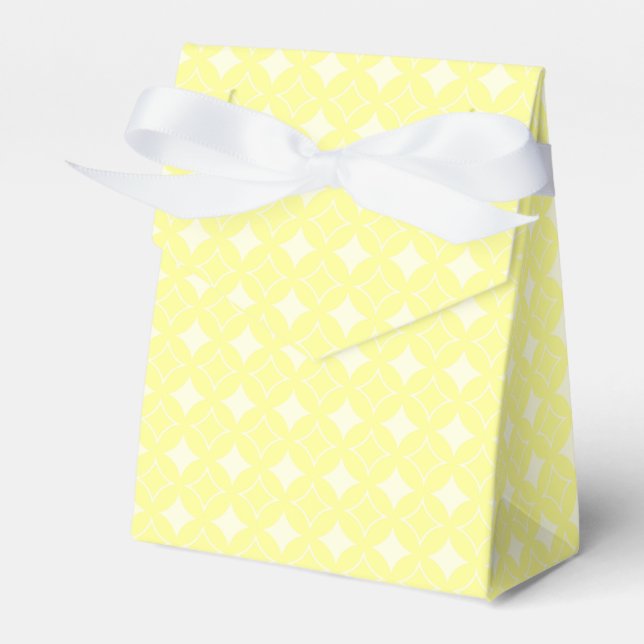 Lemon yellow shippo pattern favor boxes (Front Side)
