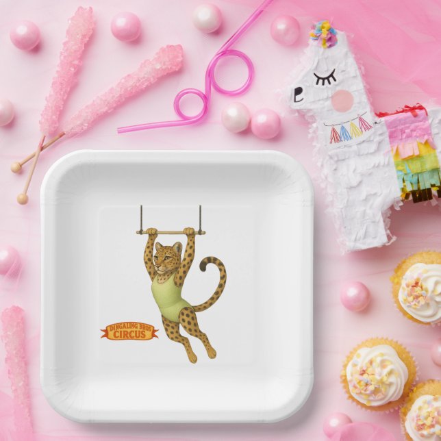Lena leopard trapeze artist paper plates (Party)