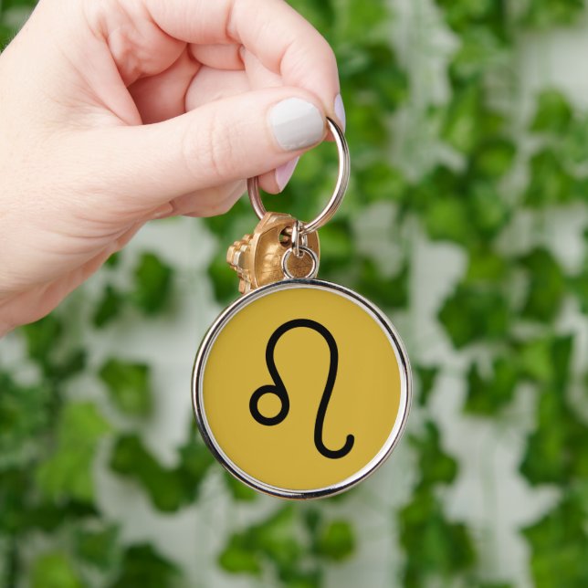 Leo Keychain (Hand)
