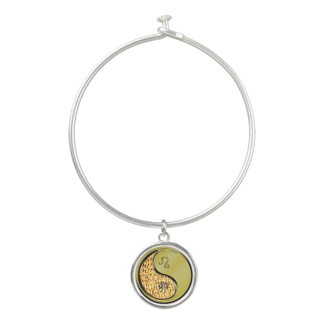 Leo & Metal Rabbit Bangle Bracelet (Front)