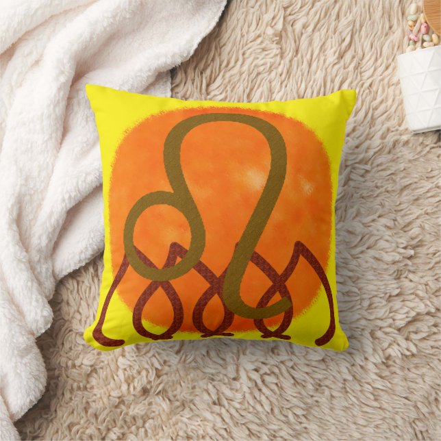 Leo Throw Pillow (Blanket)