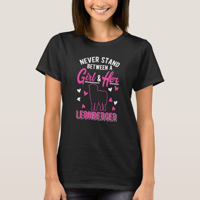 Leonberger Girl   T-Shirt (Front)