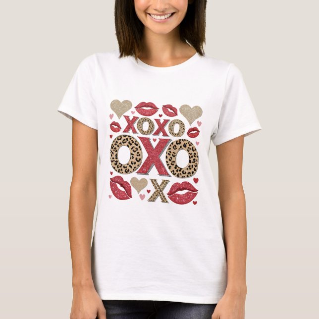 leopard and glitter XOXO pattern  T-Shirt (Front)