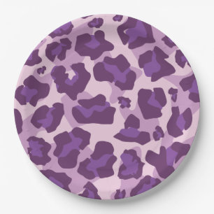 Leopard animal print in purple tones paper plates