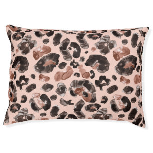 Leopard coat, animal skin seamless pattern. pet bed