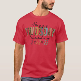 Leopard Happy Twosday 2022 February 2nd 202222222  T-Shirt