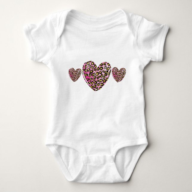 Leopard heart design  baby bodysuit (Front)