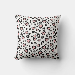 Leopard or jaguar seamless pattern, textured fashi throw pillow