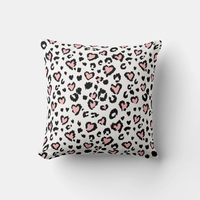 Leopard or jaguar seamless pattern, textured fashi throw pillow (Front)