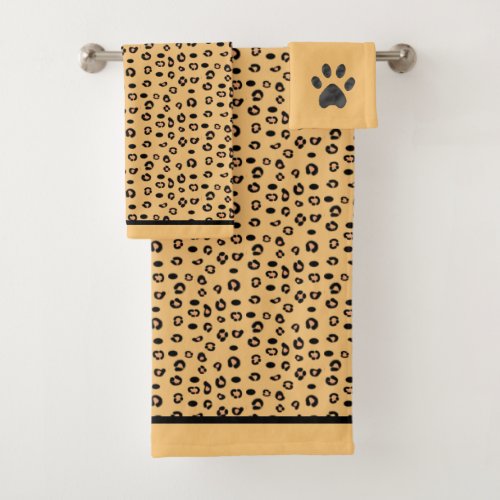 Leopard pattern and paw bath towel set