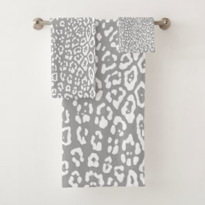 Leopard pattern in white and light grey bath towel set