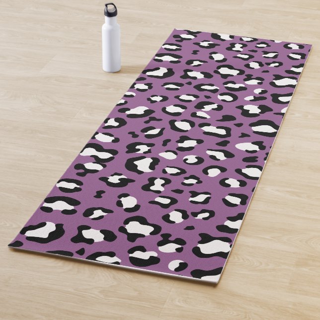 Leopard Pattern, Leopard Spots, Purple Leopard Yoga Mat (In Situ)