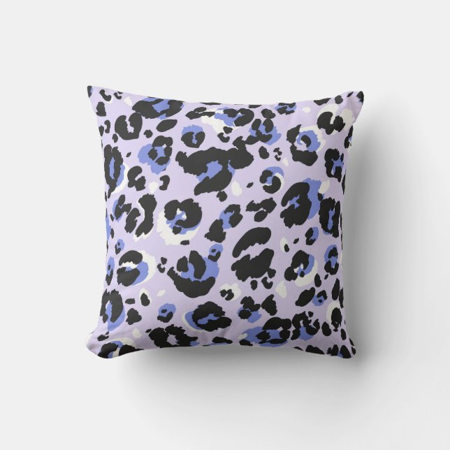 Leopard pattern seamless. Purple leo skin texture. Throw Pillow (Front)