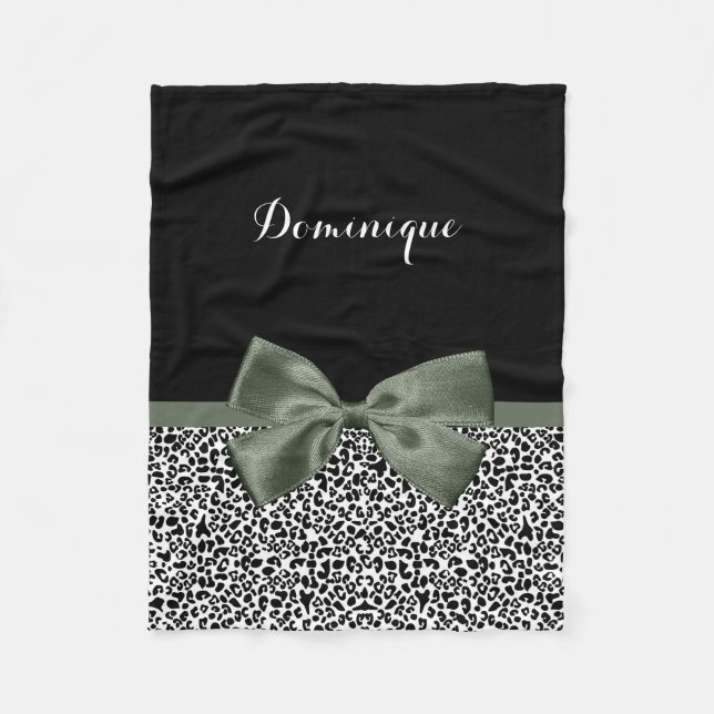 Leopard Print Animal Pattern Dark Green Bow Fleece Blanket (Front)