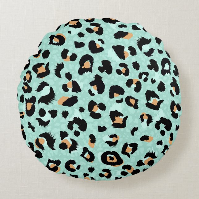 Leopard print, animal pattern round pillow (Front)