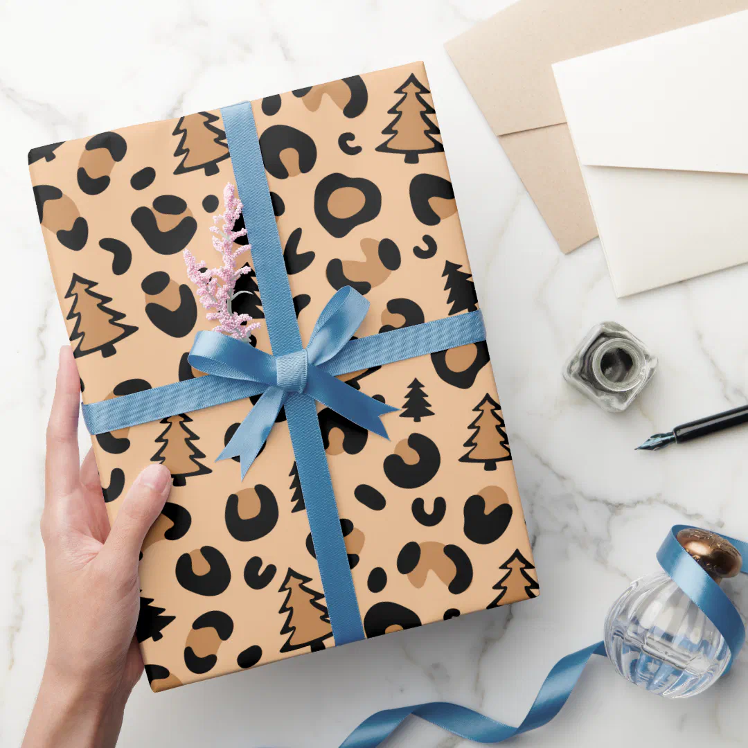 Leopard Print Christmas Pattern Wrapping Paper
