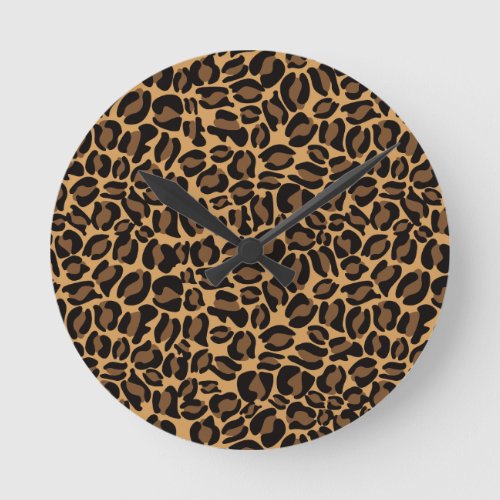 Leopard Print Pattern Classic Jungle Round Clock