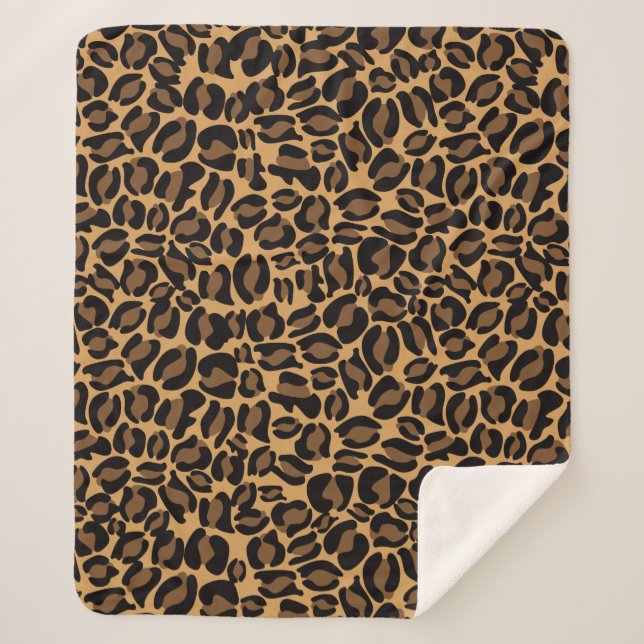 Leopard Print Pattern Classic Jungle Round Sherpa Blanket (Front)