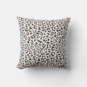 Leopard print pattern throw pillow