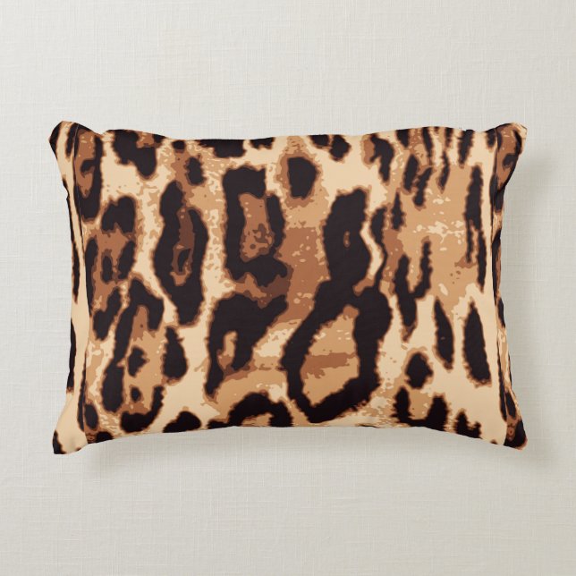 Leopard print seamless pattern accent pillow (Front)