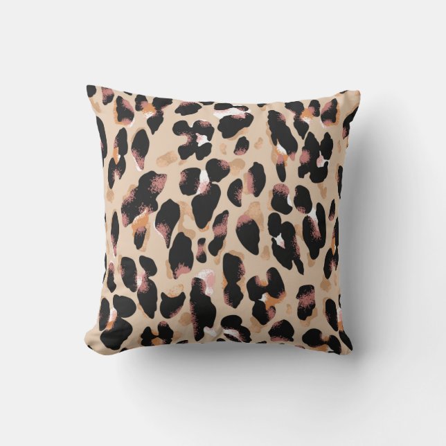 Leopard print seamless pattern throw pillow (Front)