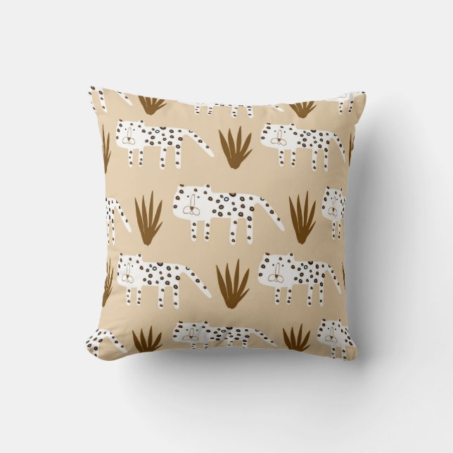 Leopard Print: Timeless Pattern. Throw Pillow (Front)