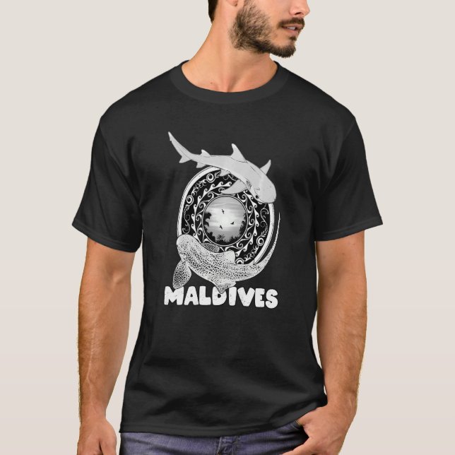 Leopard Shark Whitetip Reef Shark Maldives Diving  T-Shirt (Front)