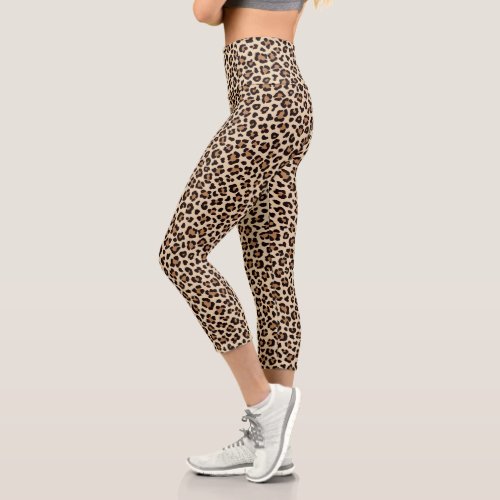 Leopard Skin Fur Pattern Capri Leggings