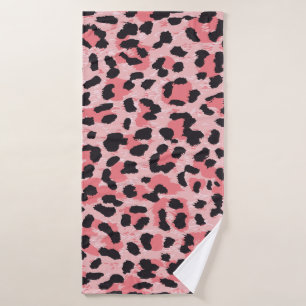 Leopard skin: vintage seamless texture bath towel