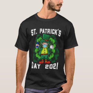 Leprechaun Mask Toilet Paper St Patricks Day Quara T-Shirt