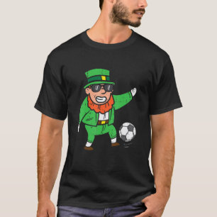 Leprechaun Playing Soccer St Patricks Day Men Boys T-Shirt