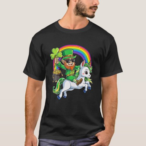 Leprechaun Riding Unicorn St Patricks Day Men Wome T_Shirt