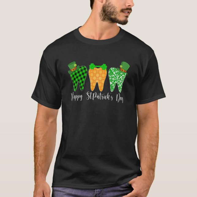 Leprechaun Tooth Shamrock St Patrick Day Dentist D T-Shirt (Front)