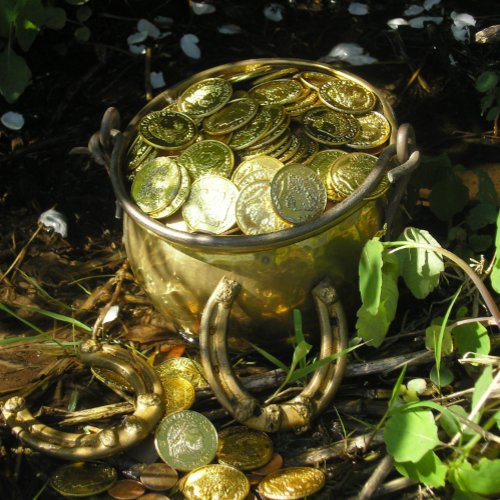 Leprechauns Pot of Gold Button