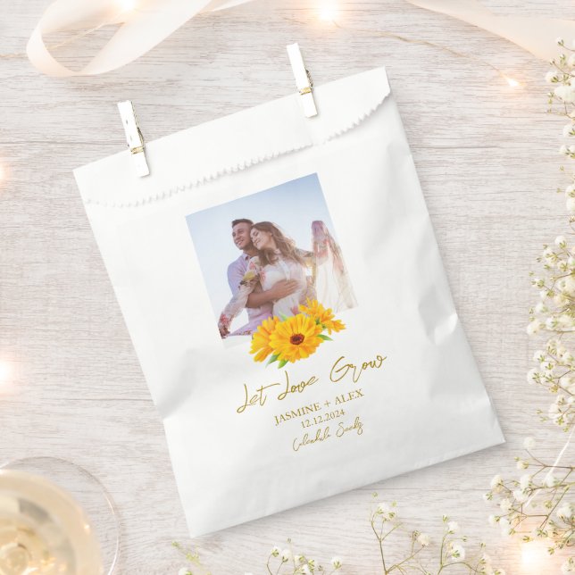Let Love Grow l Calendula Seeds Photo Wedding  Favor Bag (Clipped)