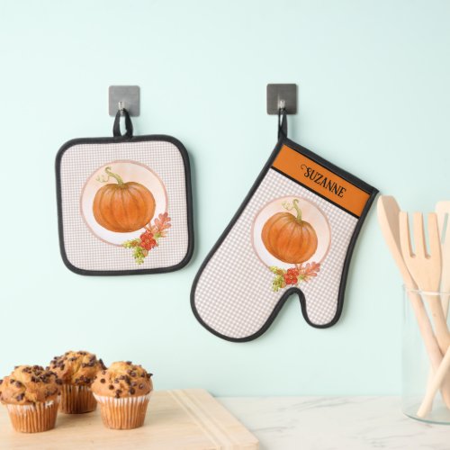 Let Us Give Thanks _ Pumpkin Leaves And Flowers Oven Mitt  Pot Holder Set