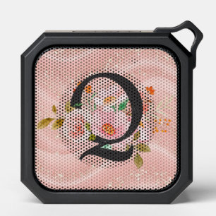 Letter Q Bluetooth Speaker