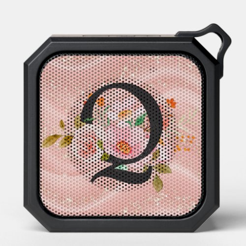 Letter Q Bluetooth Speaker