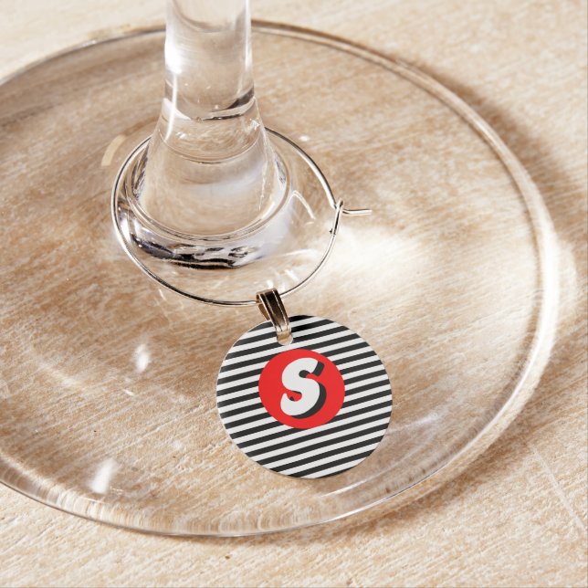 Letter S Monogram Wine Charm (In Situ)